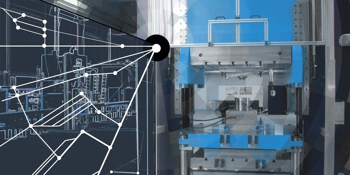 Ein geteiltes Bild zeigt technische Entwürfe mit Verbindungslinien auf der linken Seite und eine blaue Industriemaschine auf der rechten Seite, die den Übergang vom Entwurf zur Fertigung symbolisiert.